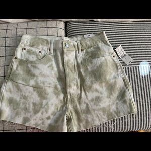 Tie dye short
